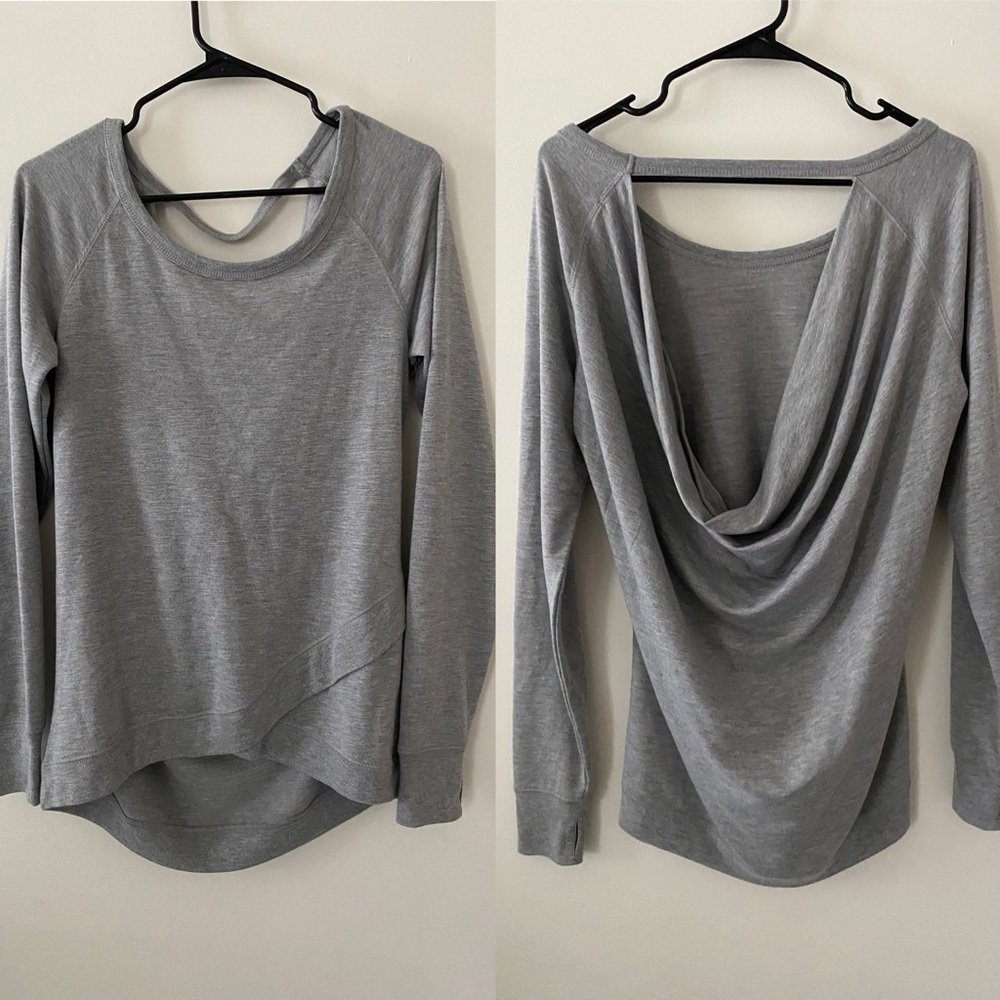 Red Camel long sleeve low back top EUC